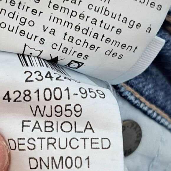 PAIGE Jimmy Jimmy Short in Fabiola Destructed size 27 - Picture 8 of 8